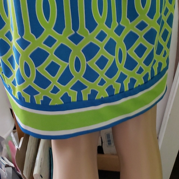 STYLISH DRESS - Picture 4 of 7